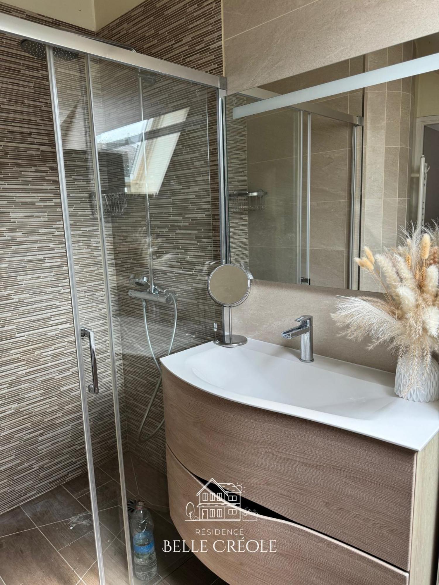 Duplex Vip Jacuzzi A 15Min De Disneyland Paris Et 1H De Paris Quincy-Voisins Екстер'єр фото